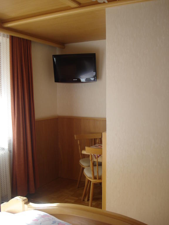 Gaestehaus Troppmair Finkenberg Pokój zdjęcie