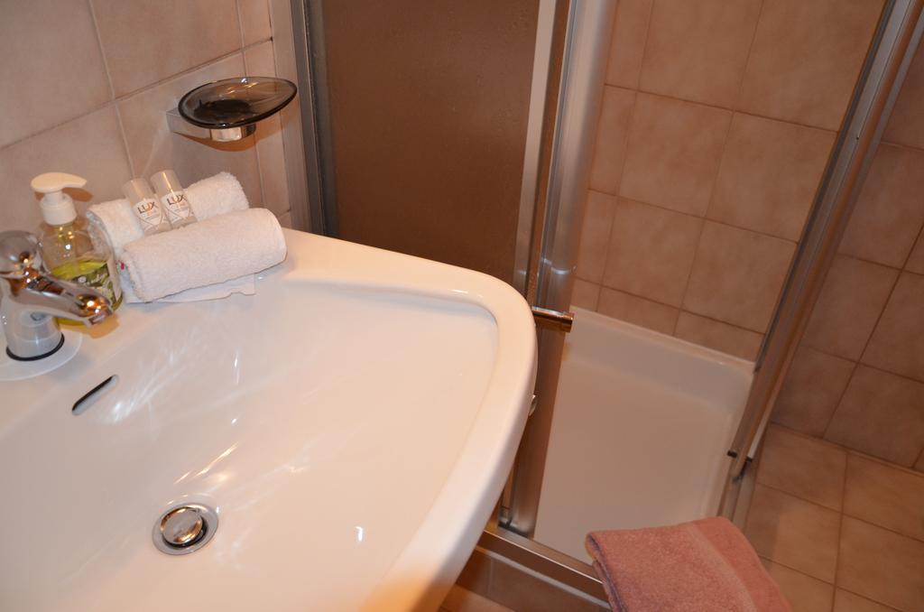 Gaestehaus Troppmair Finkenberg Zewnętrze zdjęcie