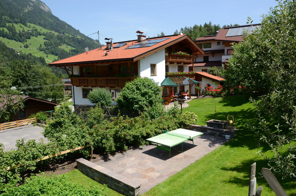 Gaestehaus Troppmair Finkenberg Zewnętrze zdjęcie